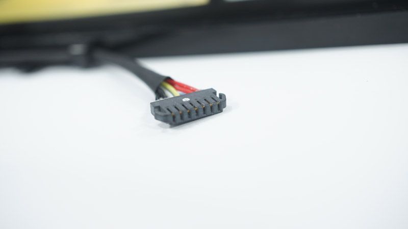 Оригинальная Батарея LENOVO L13M4P01 аккумулятор для ноутбука Y40-70 Series 7.4V 6600mAh 48Wh Black LBM-067644 фото